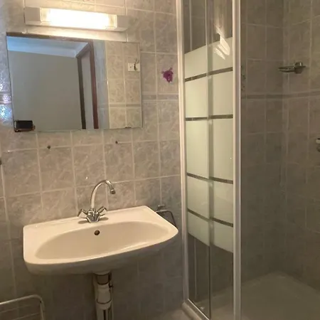 Maison 2 Pieces Avec Mezzanine - Ar150-013 *